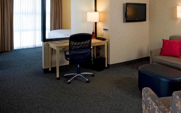 DoubleTree by Hilton Baton Rouge