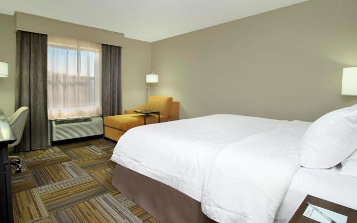 Hampton Inn and Suites Florence Downtown
