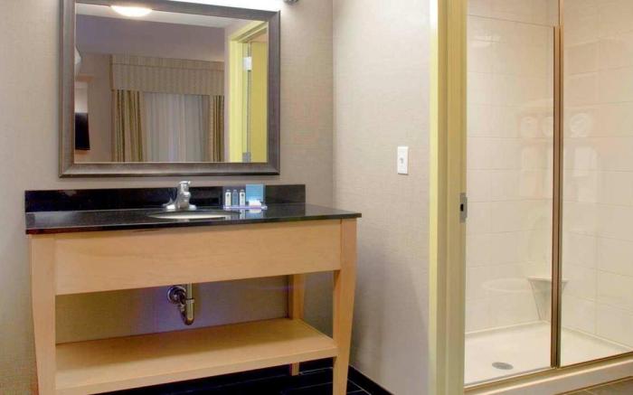 Hampton Inn & Suites Raleigh/Crabtree Valley