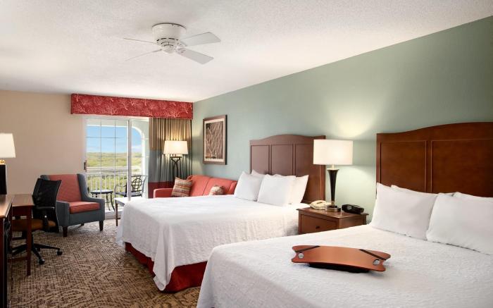 Hampton Inn & Suites Outer Banks/ Corolla