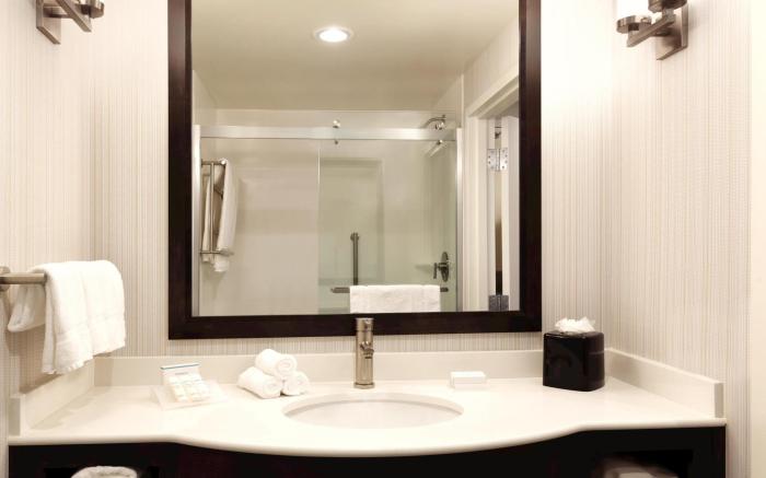 Hilton Garden Inn Boston Logan Airport