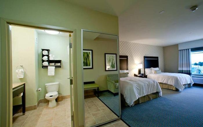 Hampton Inn & Suites Denison