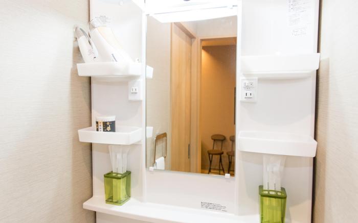 01 Group stay CLASSE New Hostel in Nanba 6p