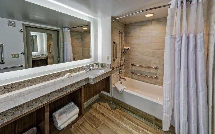 Hilton Knoxville Airport