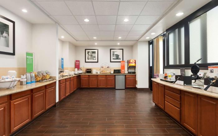 Hampton Inn & Suites Rohnert Park - Sonoma County