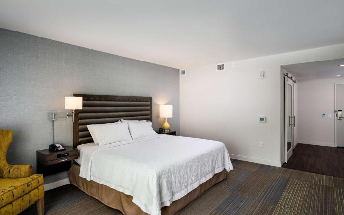 Hampton Inn & Suites Seattle/Northgate