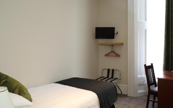 Kensington Gardens Hotel