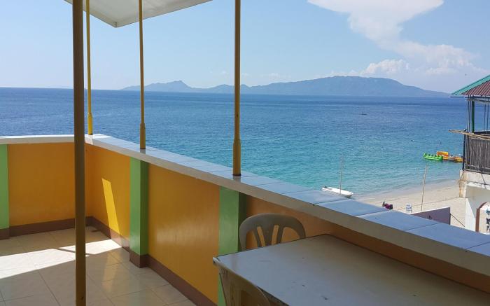 White Beach Hotel Puerto Galera powered by Cocotel