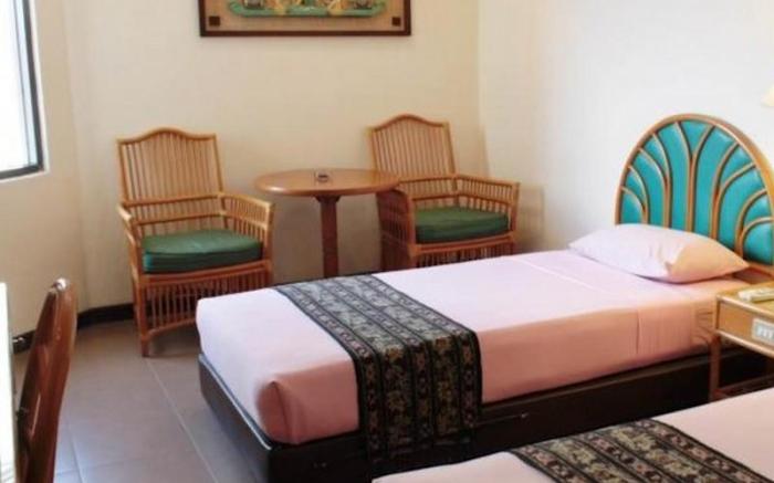 Losari Beach Inn Makassar