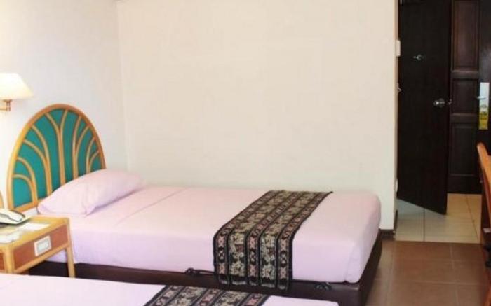 Losari Beach Inn Makassar