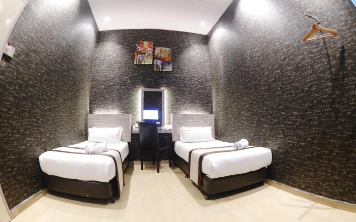 HereHotel