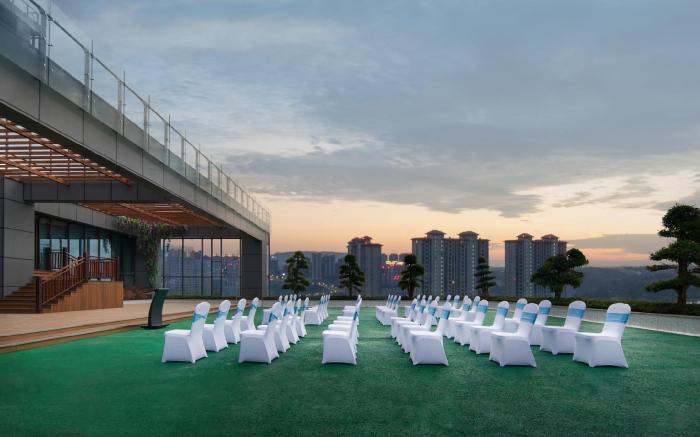 Holiday Inn Luzhou Longjian By IHG