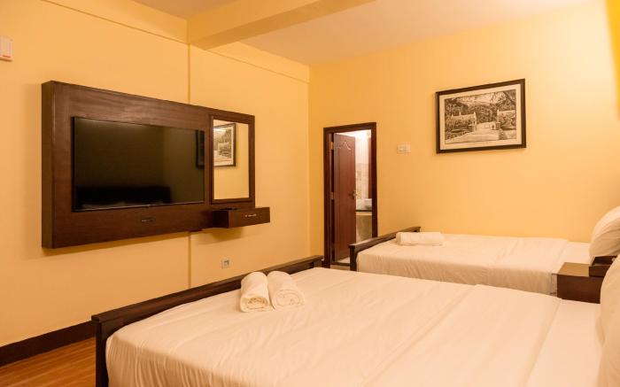 Aakash Rooms and Cottages
