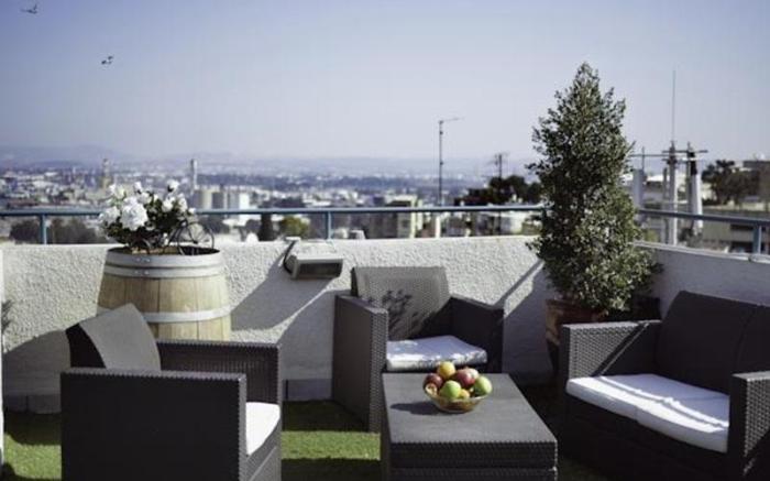 Talpiot Guest House