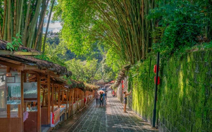 Floral Hotel Tengchong Moshang Huakai Hot Spring