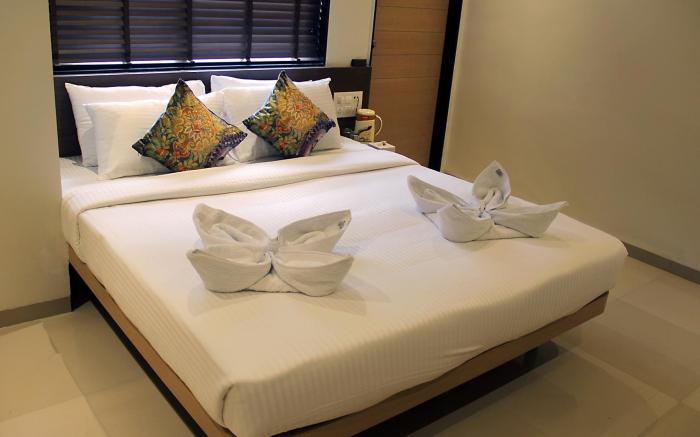 Hotel Saiprasad Executive, Solapur