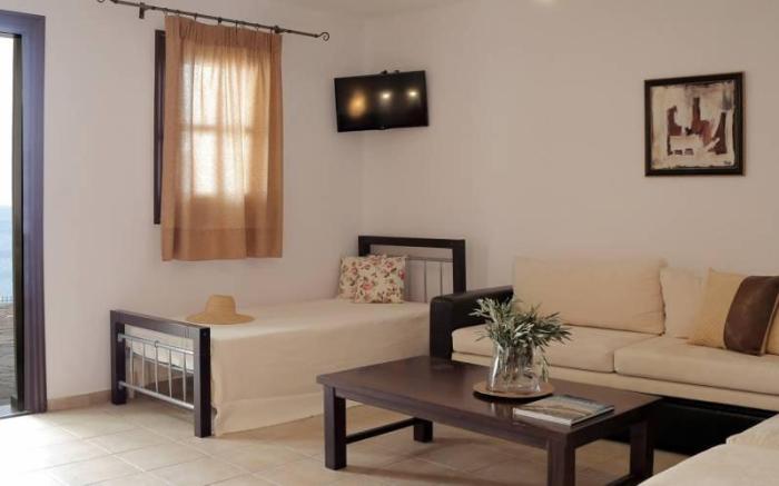 Yalis Hotel