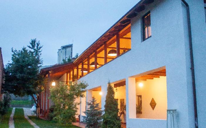 Elma Guesthouse