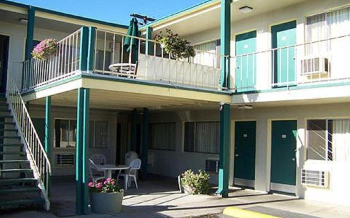 Holiday Lodge Wenatchee