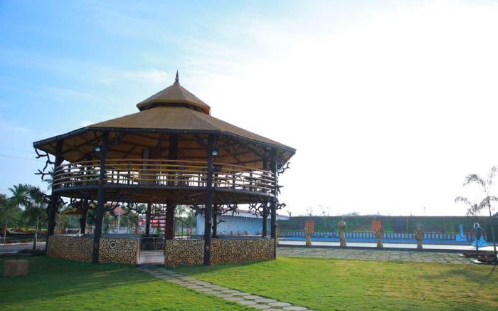 GK Hill View Resort