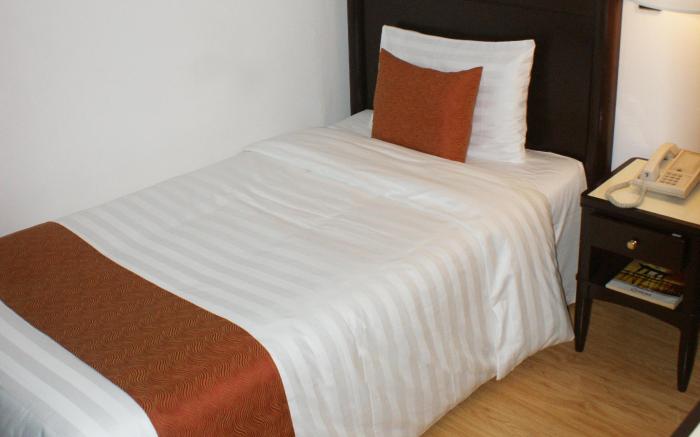 Harbor Town Hotel