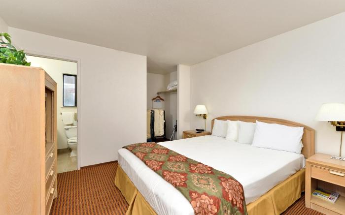 Americas Best Value Inn & Suites Clearlake Wine Country