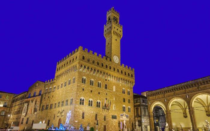 FLORENCE PITTI LOFT