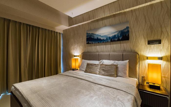 AR Suites Jewels Royale