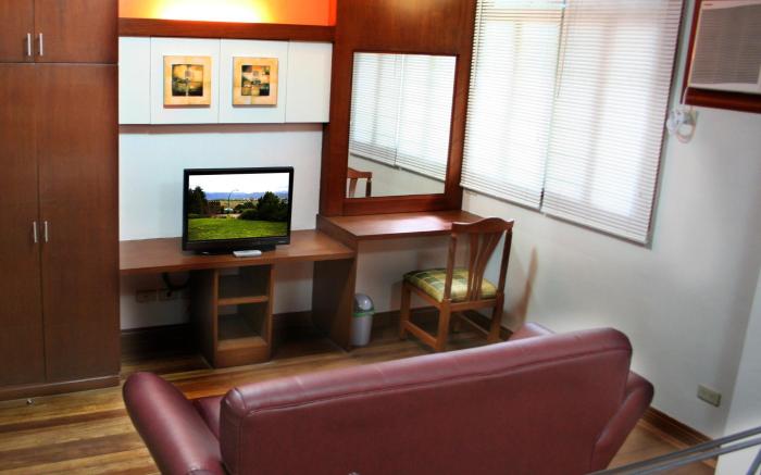 1775 Adriatico Suites
