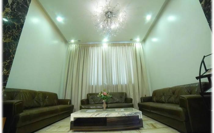 Alexander Luxury Hotel