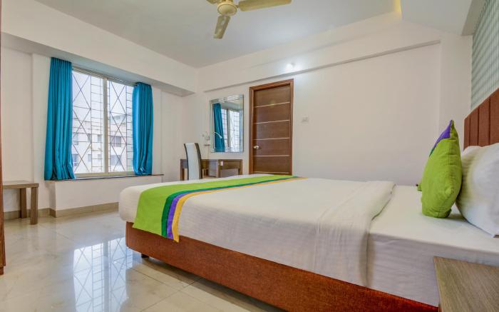 Treebo Iris Suites