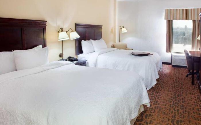Hampton Inn Commerce