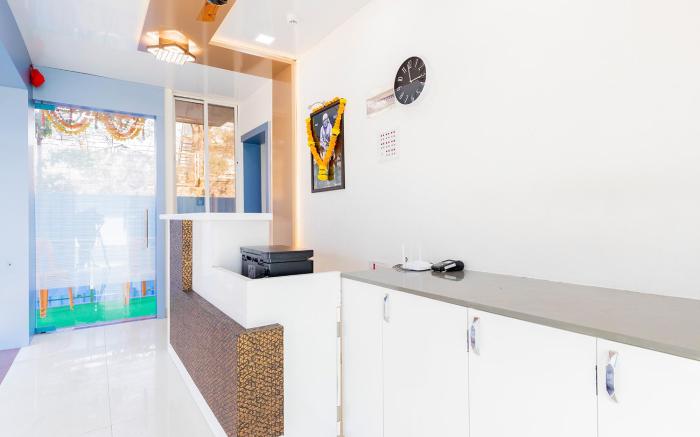 Hotel Saras Residency