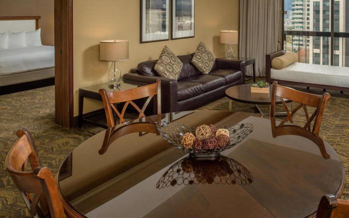 DoubleTree by Hilton Portland-Lloyd Center