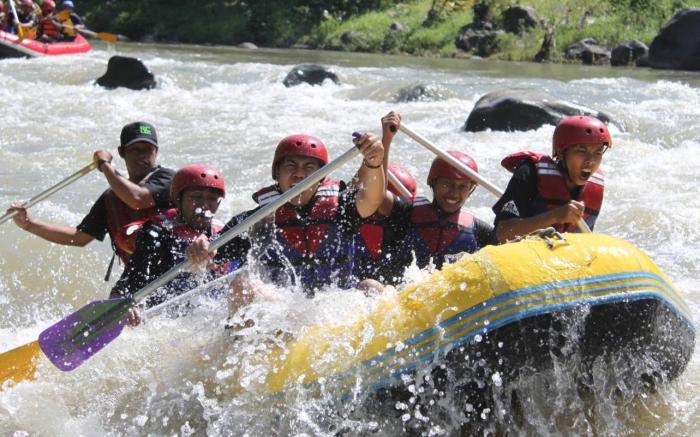 Front One Resort Magelang