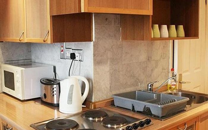 Hyde Park Economy Apartments