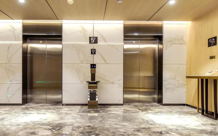 Lavande Hotel Nanchong Xihua Shida