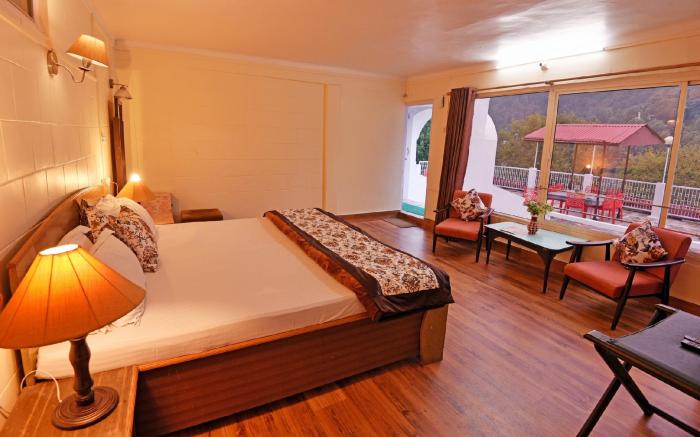 India Hotel - Lake View - Mall Road Nainital