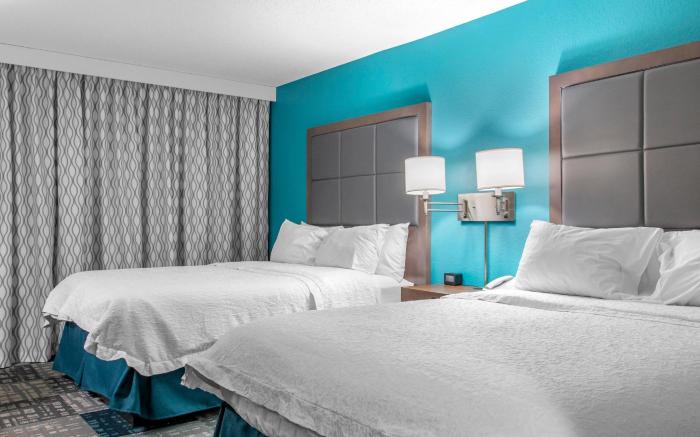 Hampton Inn Adel
