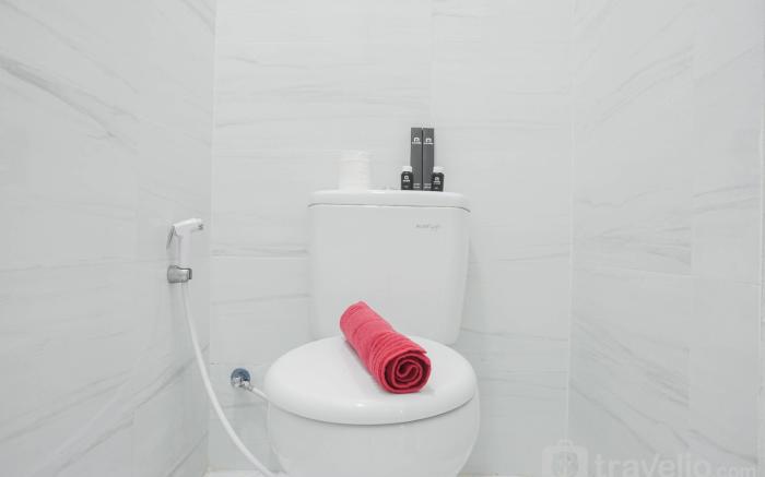 Comfort Studio at Menteng Square Apt By Travelio