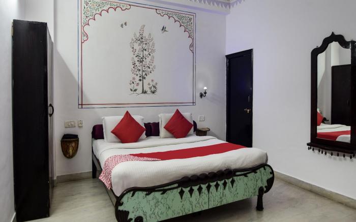 OYO 1422 Hotel Mandiram Palace