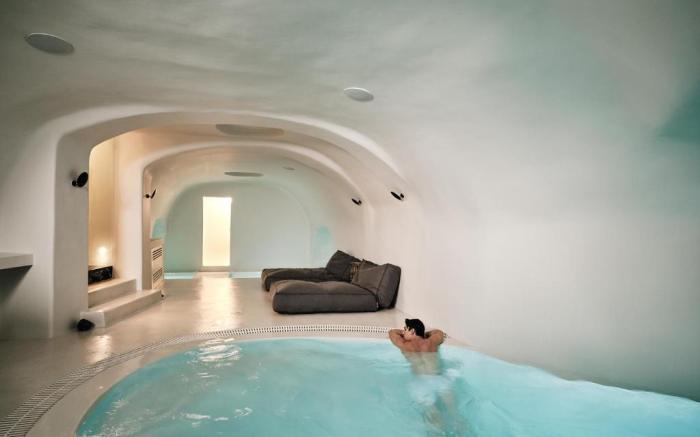 Abyss Santorini