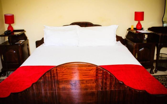 River-Ridge Guest House