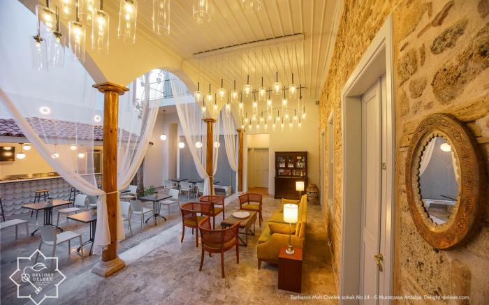 Delight Deluxe Boutique Hotel
