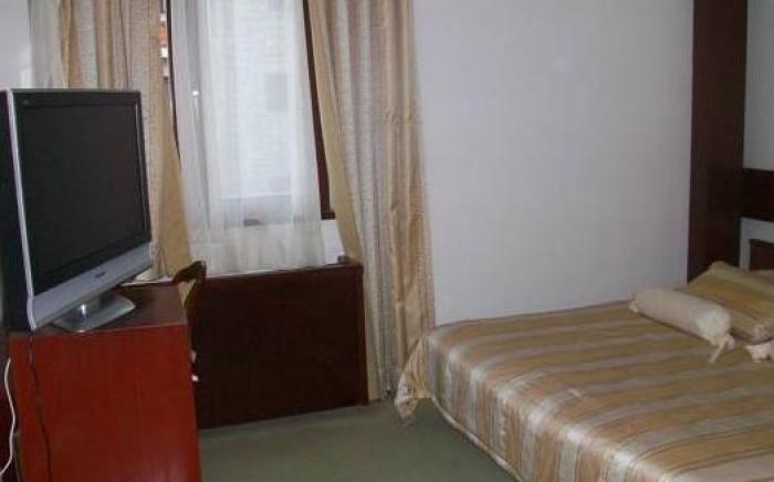 Hotel Consul