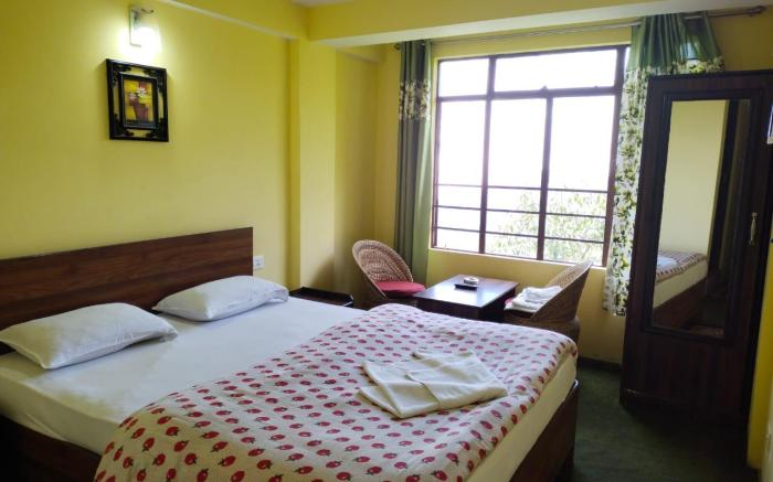 Hotel Himalaya Residency