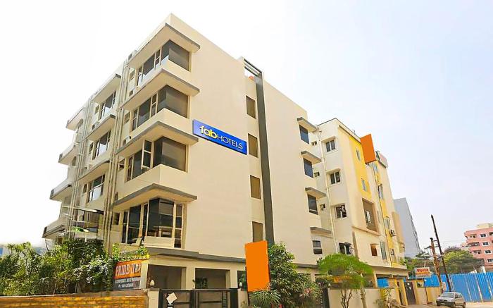 FabHotel Pride Inn - Nr TCS Deccan Park, Hitech City