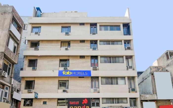 FabHotel Nanda