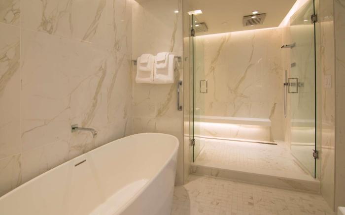 The Benson Portland, Curio Collection by Hilton