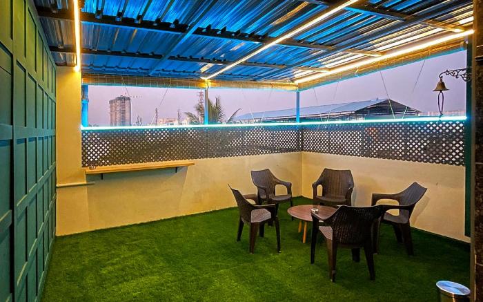 Eiffel Suites